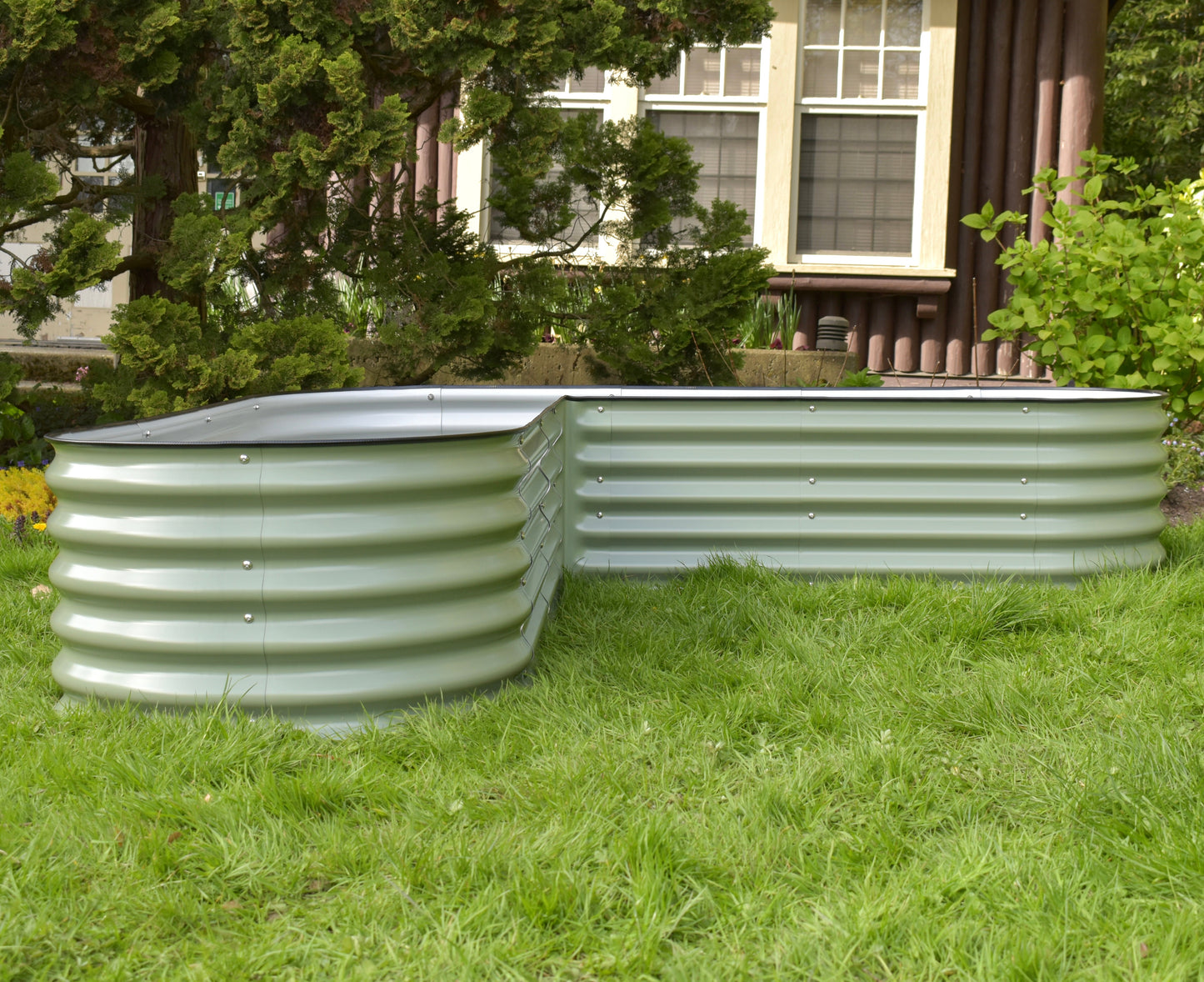 17" Tall L-Shape Garden Bed Kit